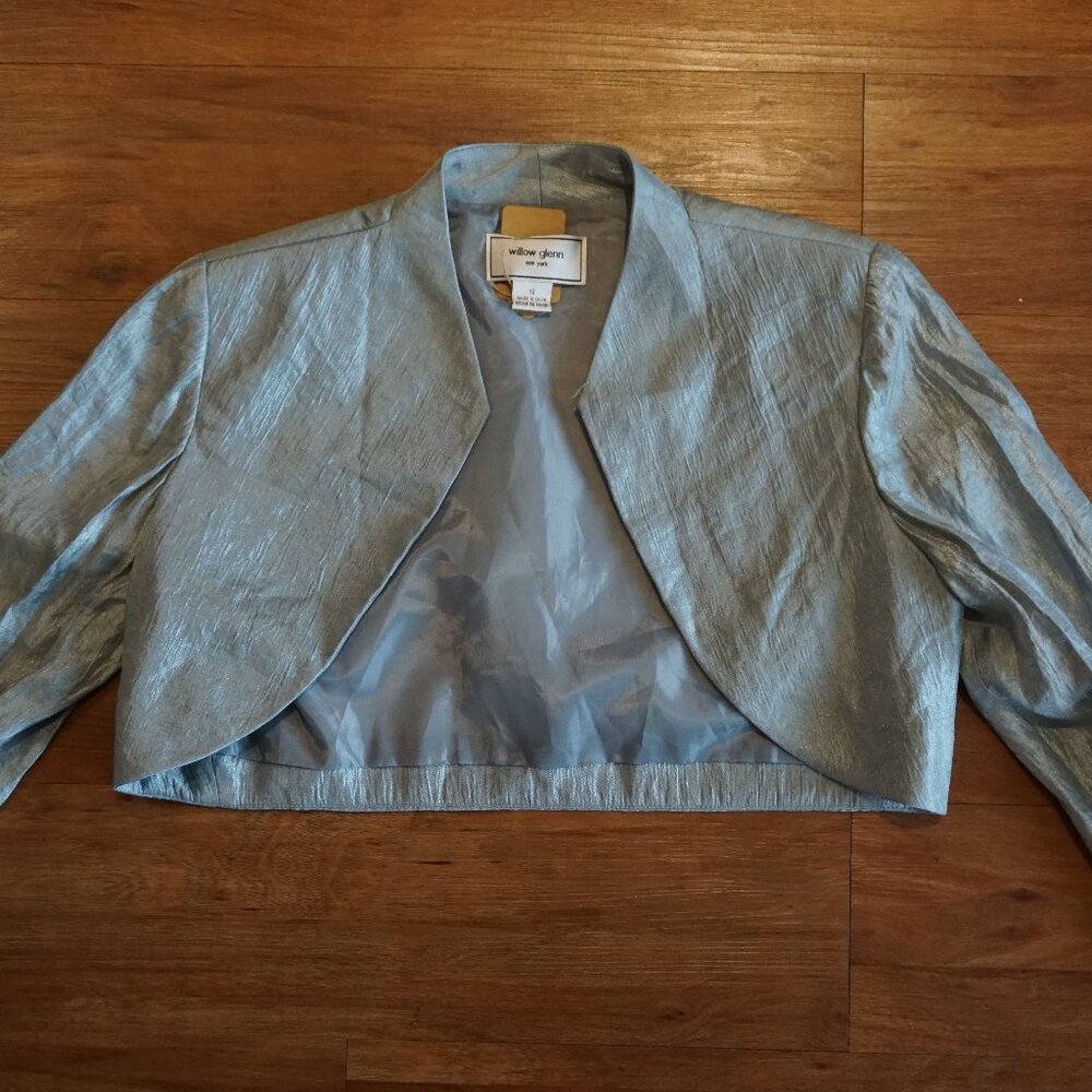 Vintage Crop Blazer with Shoulder Pads